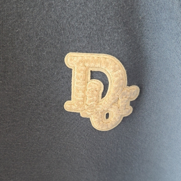 Cozy Blue Sweatshirt - Picture 7 of 7